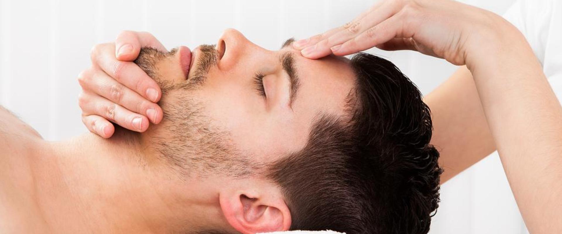 Full Body Massage in Vashi